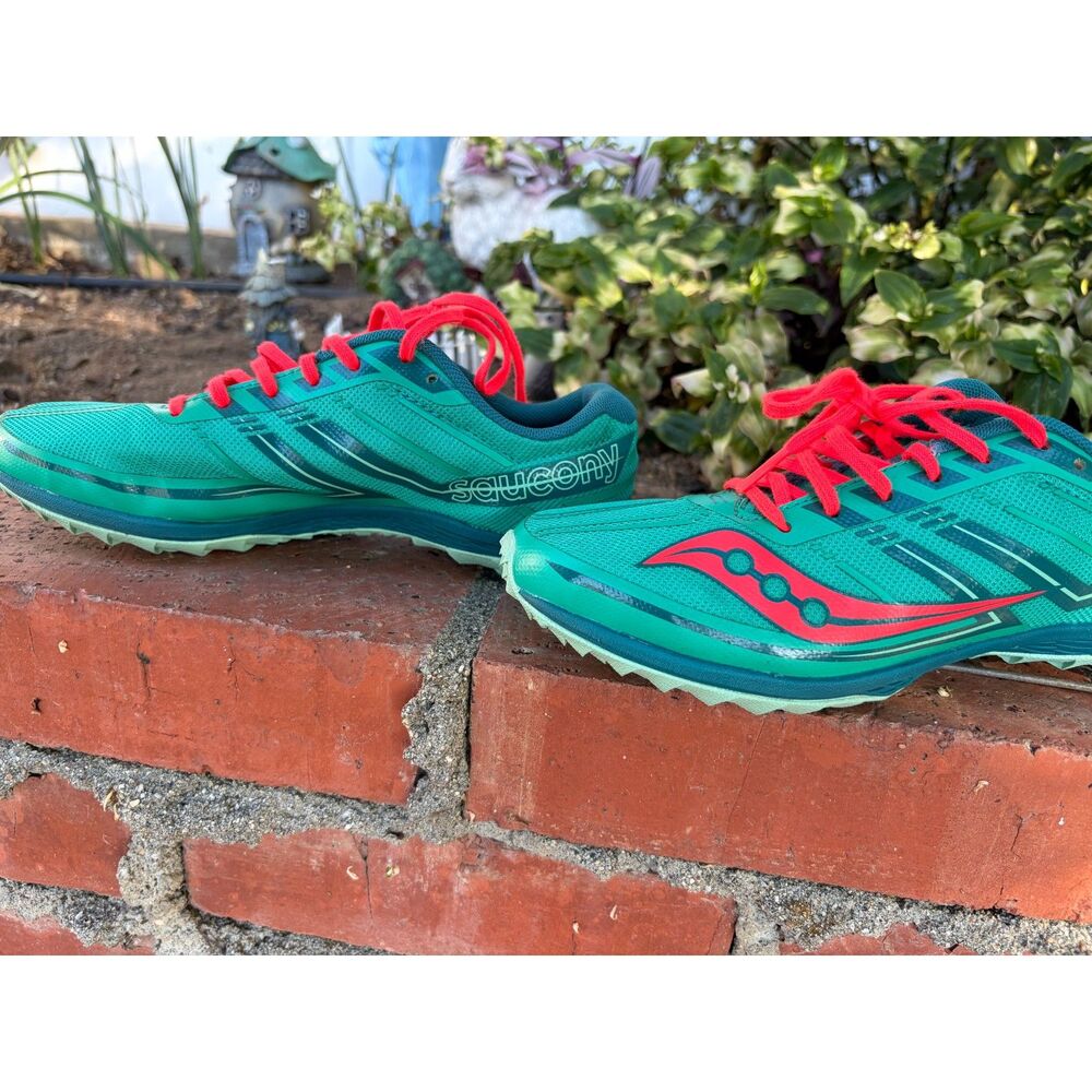 Women's Saucony Kilkenny XC7 Spitfire Track Shoes w/ Cleats 6.5 Colorful Comfy